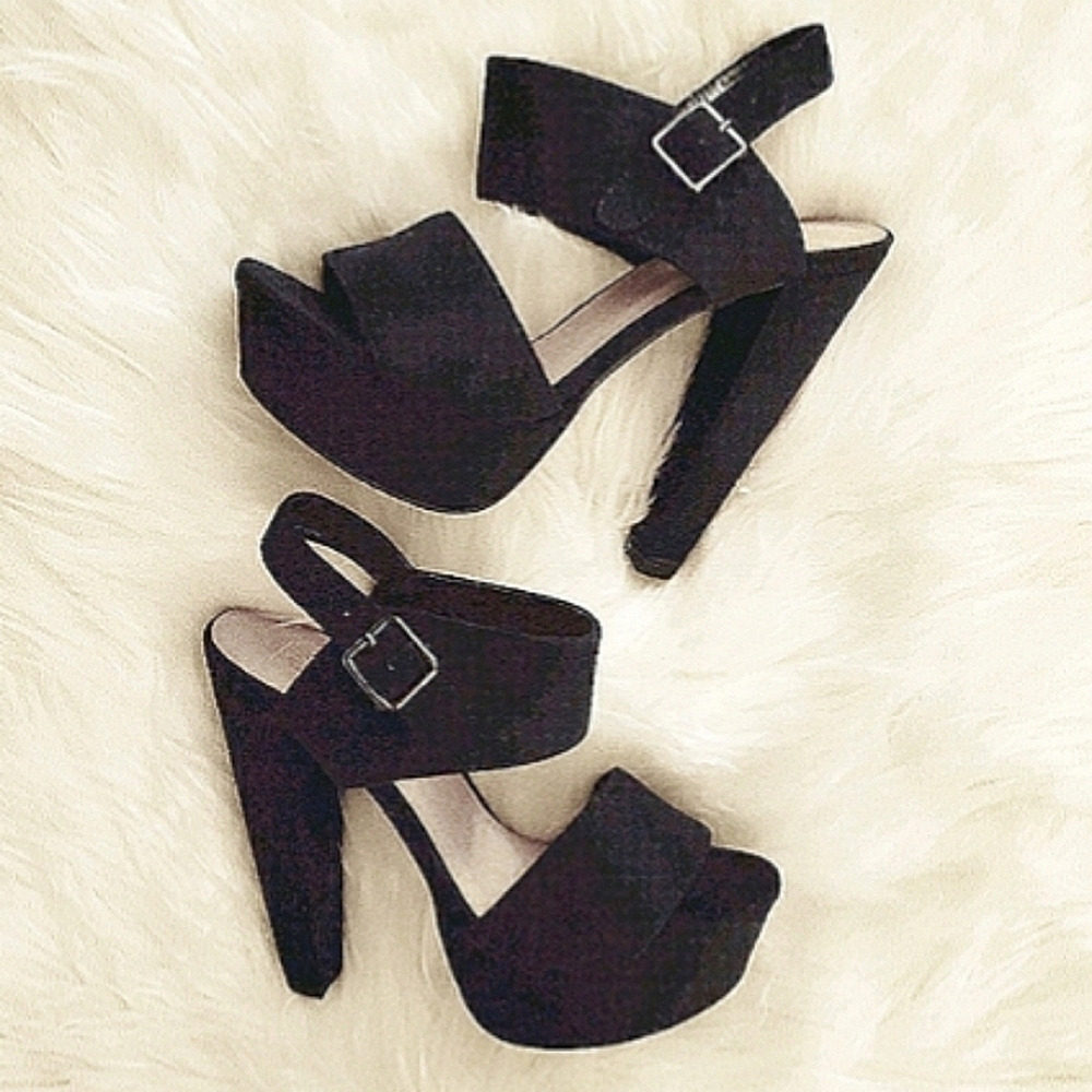 Speed Limit 98 Dark Navy Blue Faux Suede Platform Heels